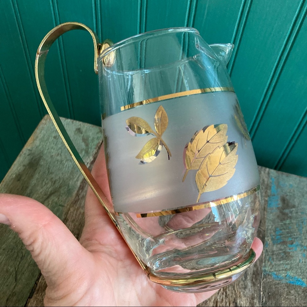 Mid Century Creamer Pitcher - Picture 2 of 7